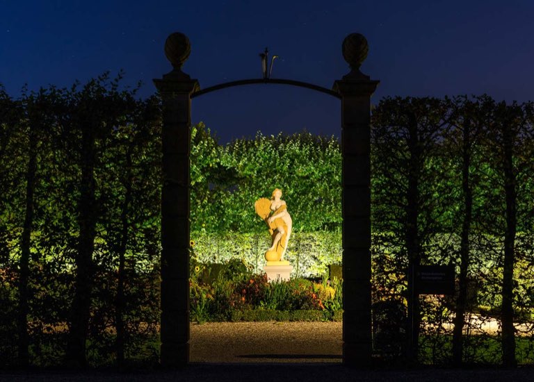 Fotodatei: illumination-grosser-garten-108